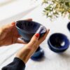 Bol alto en porcelaine, coloris Lagon par Elisabeth Hardy