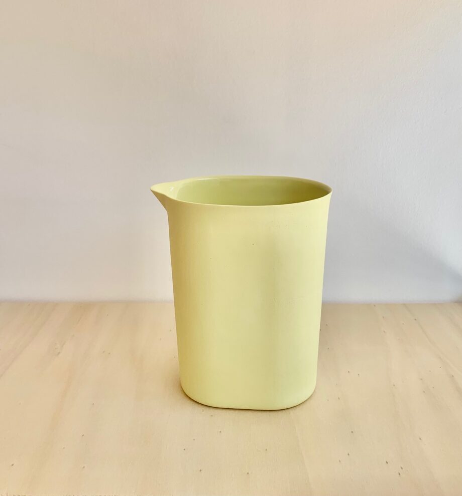 Broc Vase