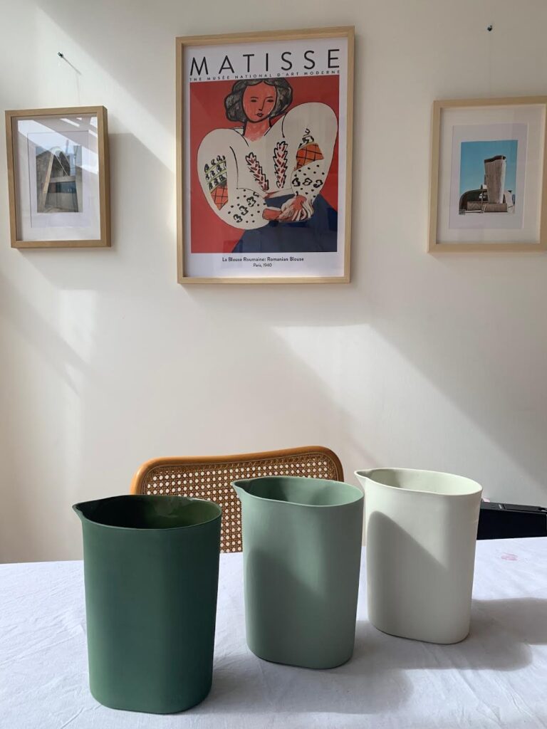 Brocs vases en porcelaine verte, Elisabeth Hardy céramiste