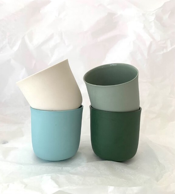 Tasses à café empilées, coloris Craie, Lagon, Sauge et Pinède